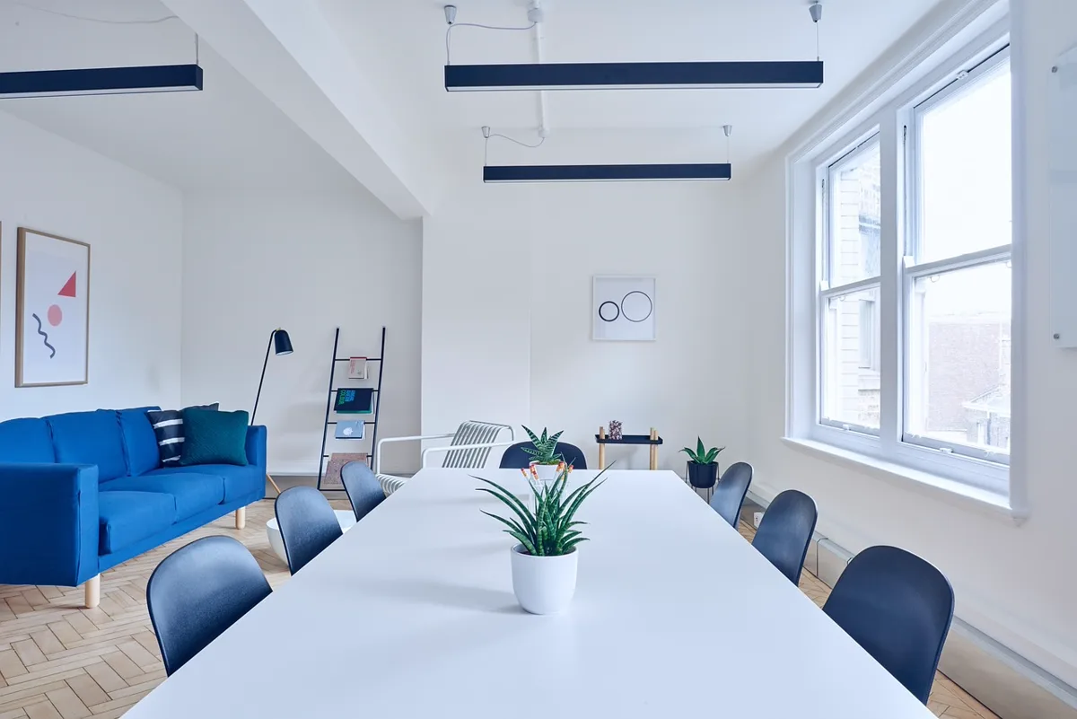 5 Key Benefits of Glass Office Walls