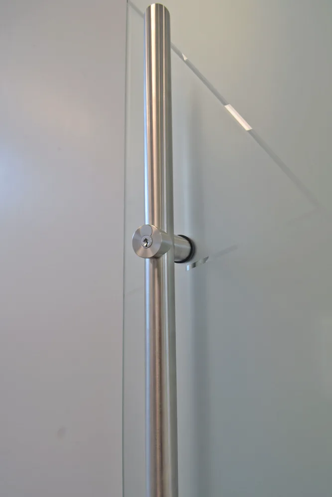 KERE Locking Pull Handle 5