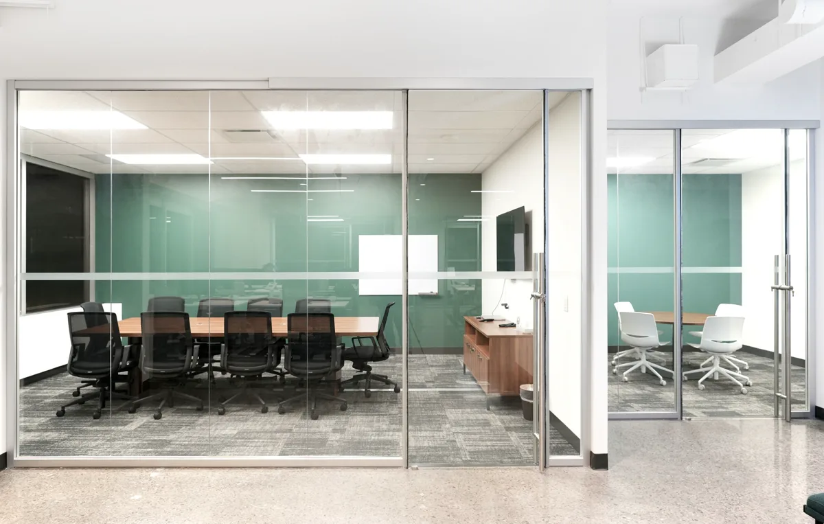 moodwall P3 glass office divider