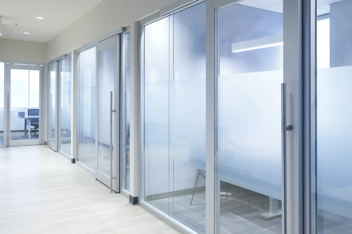 moodwall P4 glass wall system